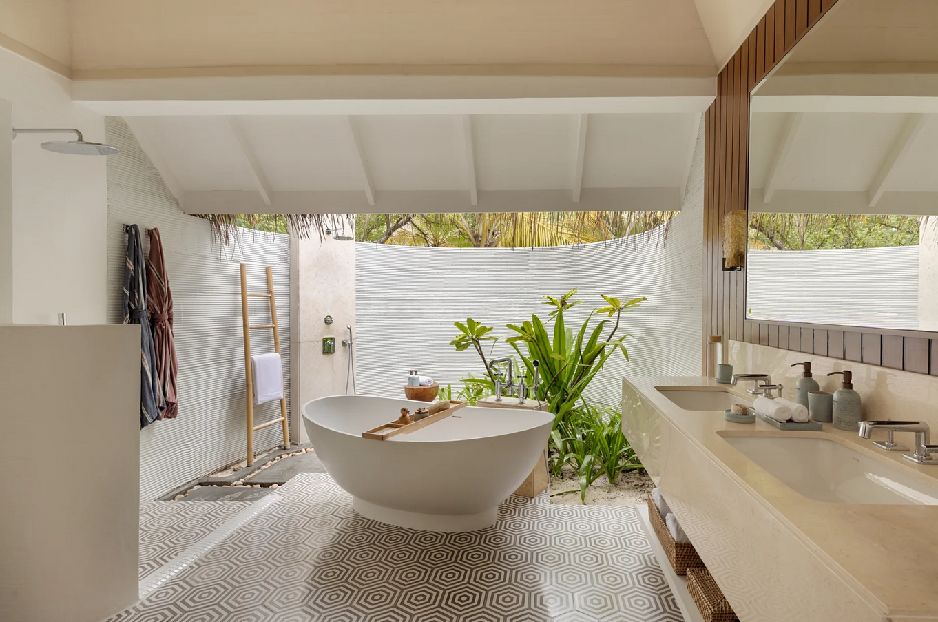 Deluxe Beach Villa with Pool · One bedroom · deluxe beach